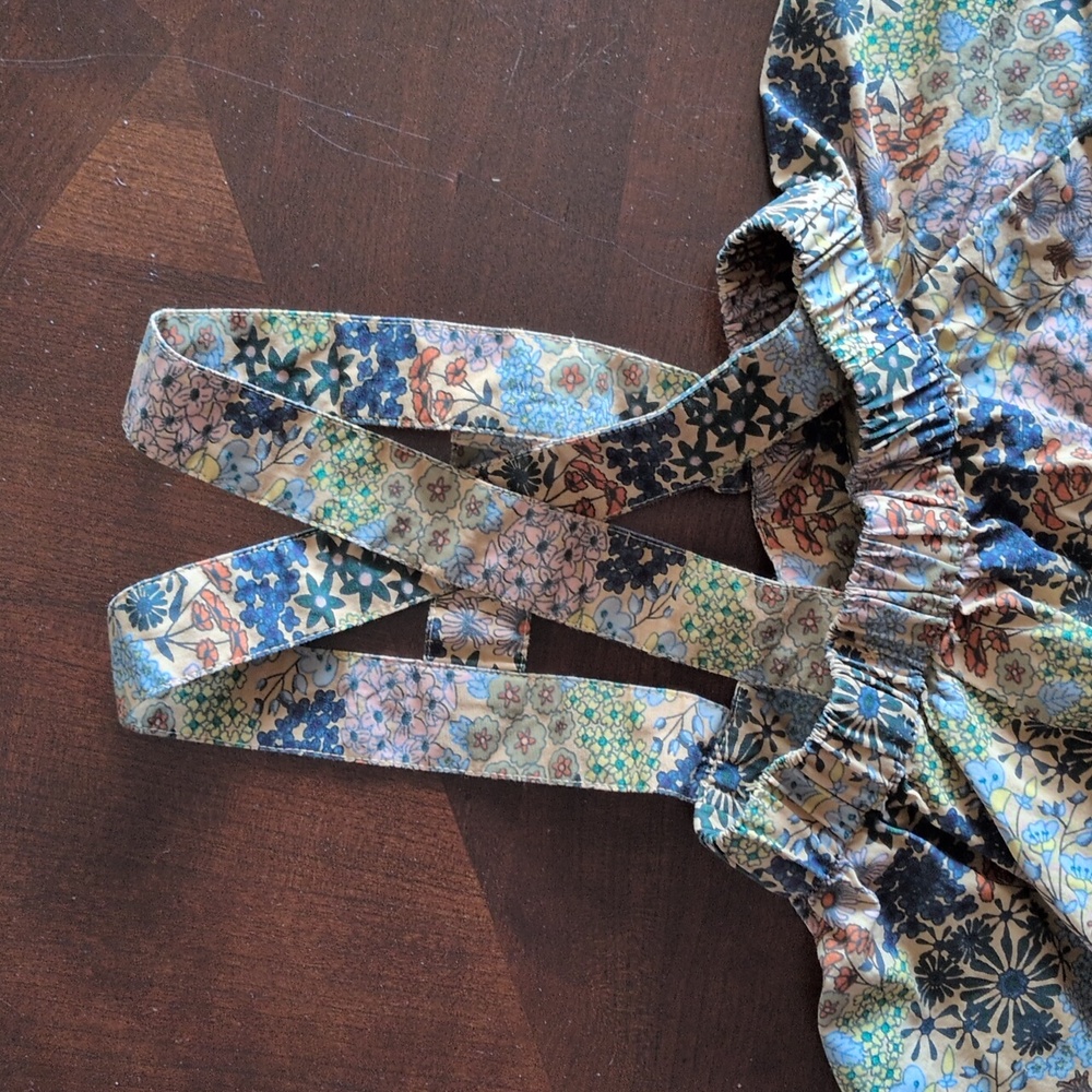 Kate Quinn Floral Patterned Baby Skirt with Suspenders - Picture 4 of 6